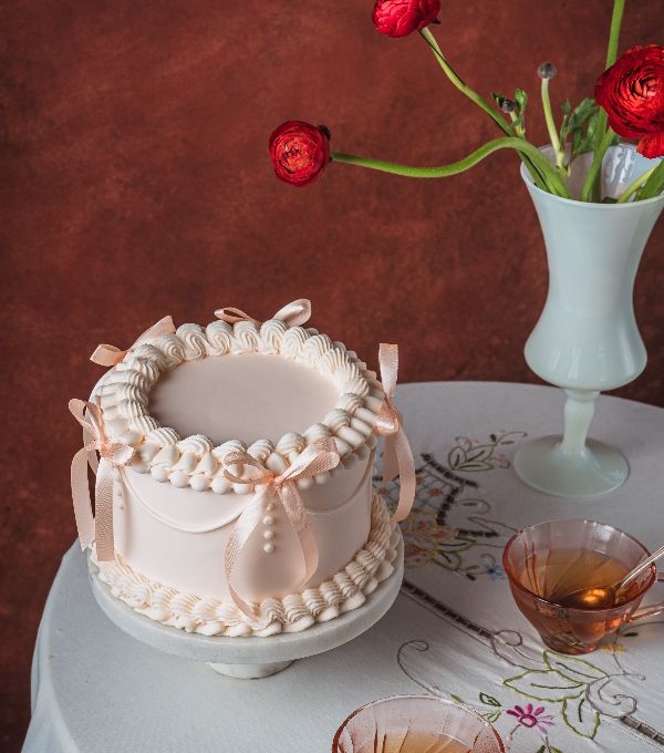 Vintage cake